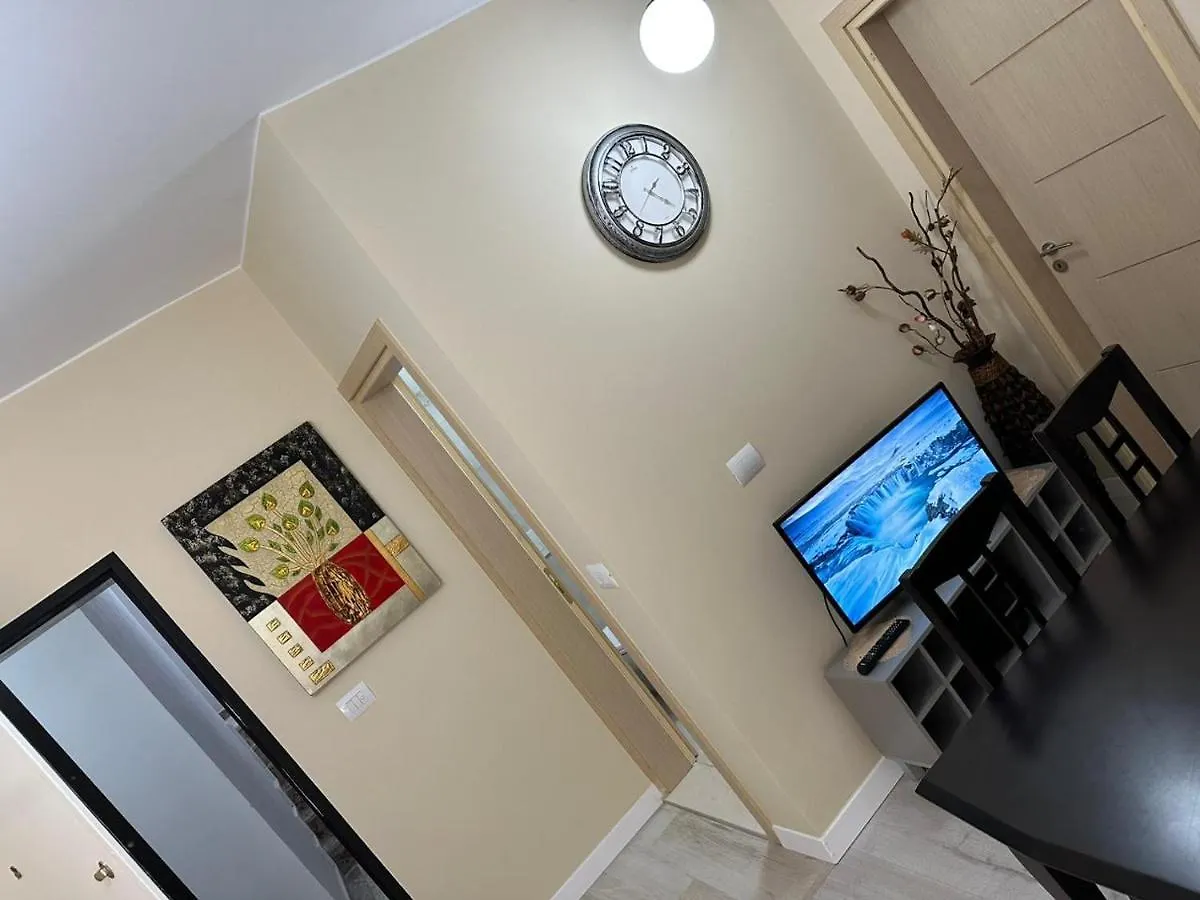 Holiday House Durrës 0*,  阿尔巴尼亚